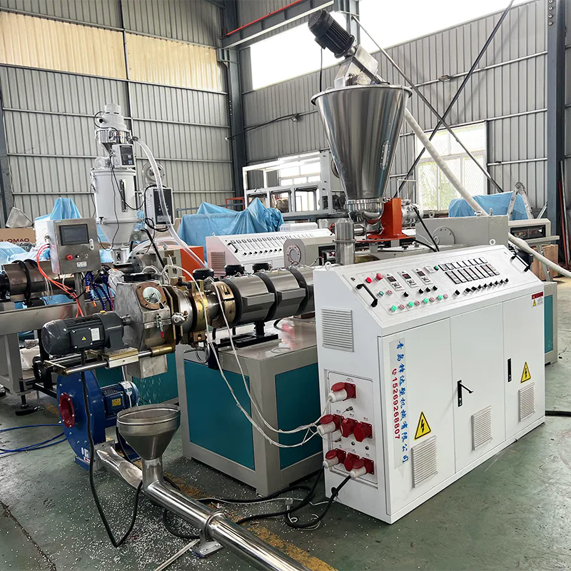 Máy ép đùn hồ sơ PVC đã qua sử dụng là gì và tại sao bạn nên xem xét nó?